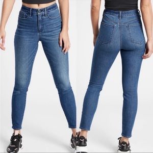 Athleta Sculptek Skinny Jeans